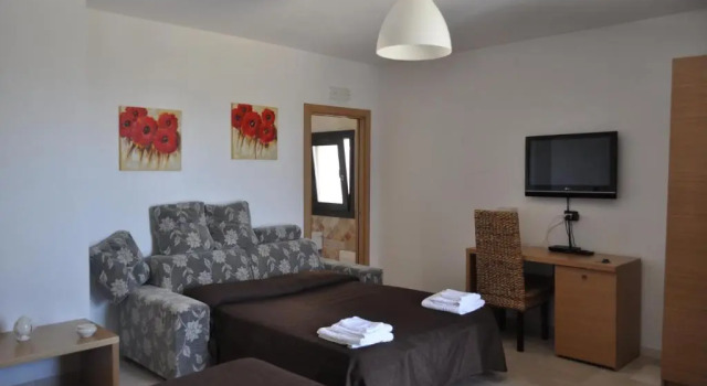 Четырёхместный номер Standard с видом на море Guest House B&B Pietra Bianca
