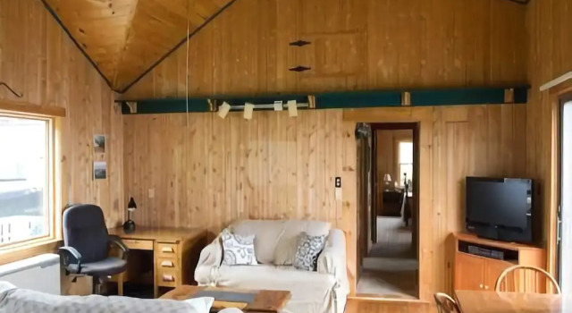 Barnacle on Flye Point - Three Bedroom Home, Забронировать Отель Отели Мэна с парковкой, Парковка