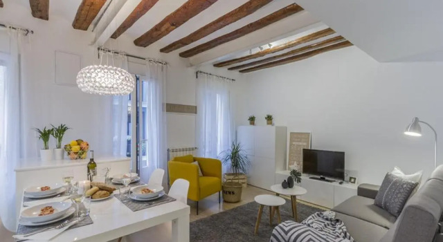 Center Pamplona Apartment