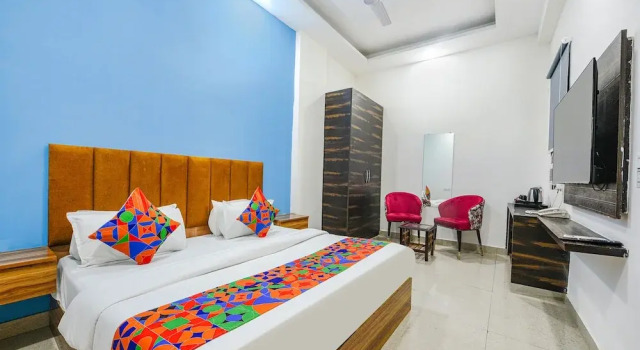 Номер Deluxe Fabhotel Radiant Blu