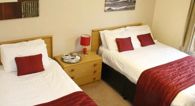 Standard Triplo quarto Exeter Court Hotel