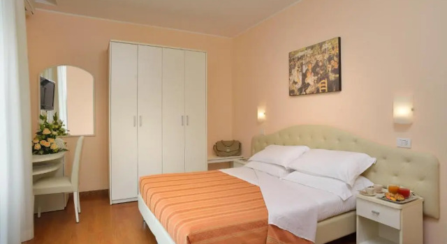 Номер Superior Hotel Plaza