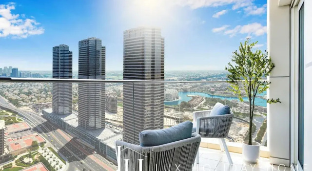 Апартаменты LUX The Bonnington JLT Suite
