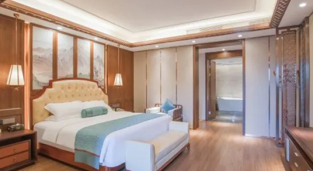 Люкс Deluxe Cuiping Mountain Hotel