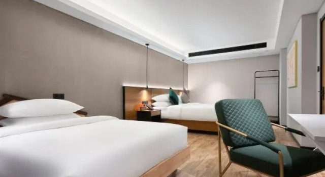 Люкс Hillyue International Hotel (Oriental Wanda High-speed Railway Station)