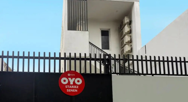 Super OYO 91074 Stariez Senen Syariah, Book Hotel Kemayoran Jakarta