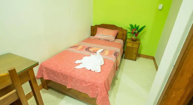 Rosa Victoria, Book Hotel Tarapoto San Martin