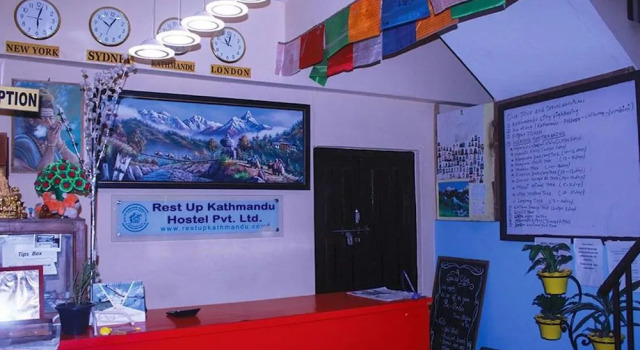 Rest Up Kathmandu Hostel, Забронировать Хостел Хостелы Катманду, рядом с Garden of Dreams, Хостел