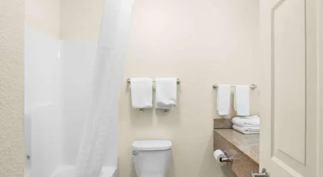 Номер Standard Quality Inn Queensbury - Lake George Area