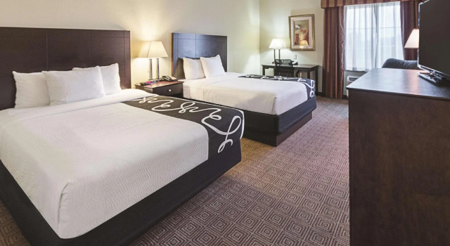 Четырёхместный номер Standard La Quinta by Wyndham Waxahachie