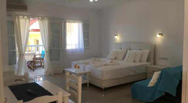 Полулюкс Limnionas Bay Village Hotel