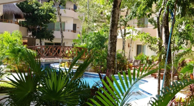 Апартаменты с 2 комнатами с балконом и с красивым видом из окна Stay in Tulum!