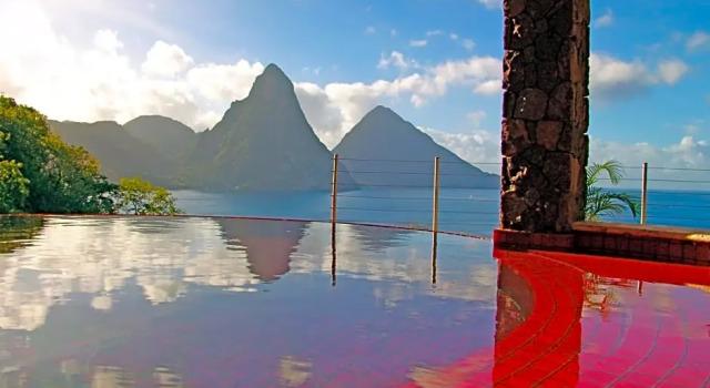 Camera Standard Jade Mountain Resort