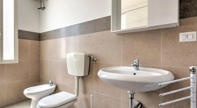 Spacious Holiday Home in Marina di Ragusa with Garden, Book Hotel Hotels in Sicily with a Pool, Swimming Pool