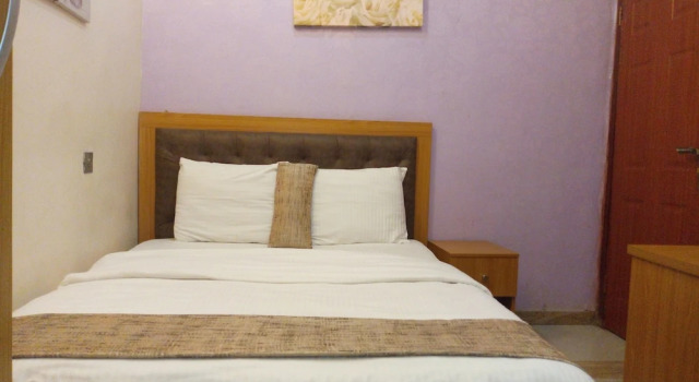 Номер Classic Euro Lounge and Suites