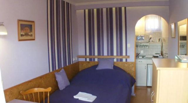 Napfény Apartmanház, Book Hotel Eger 