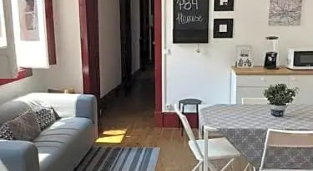 Pb4 House