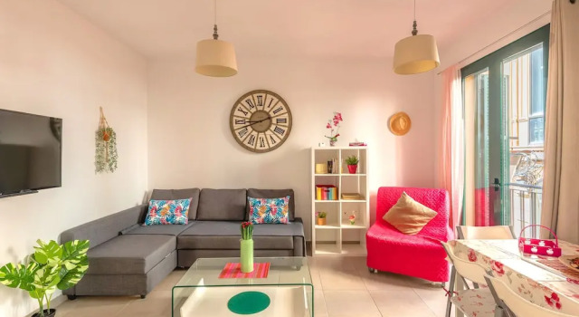 Апартаменты Superior SkySea Holidays CITY CENTER SUITES