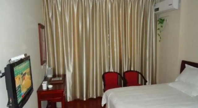 Двухместный номер Standard GreenTree Inn Suzhou Wujiang Yongkang Pedestrian Road Hotel
