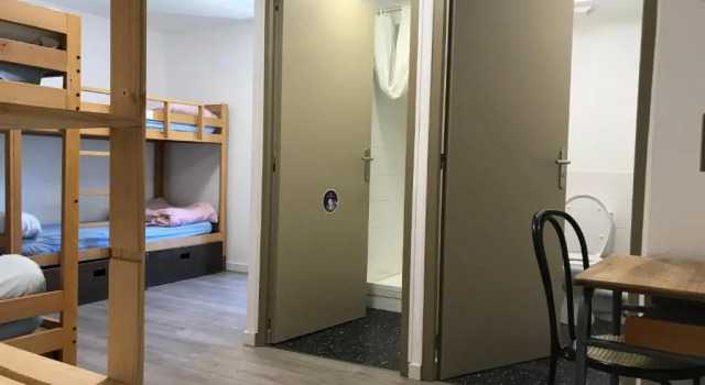 Auberge de Jeunesse HI Serre-Chevalier, Забронировать Хостел Ла-Саль-лез-Альп 