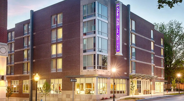 Springhill Suites Bloomington, Забронировать Отель Блумингтон Индиана, рядом с Cook Family Health Center