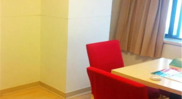 Двухместный номер Standard Jinjiang Inn Qingdao Zhongshan Rd