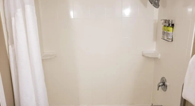 Номер Standard Holiday Inn Express Hotel Pittsburgh-North/Harmarville by IHG