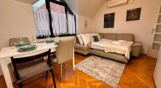 Charming City Loft Apartment With Free Parking