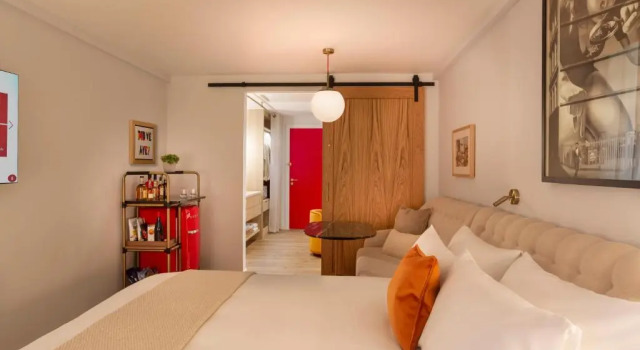 Полулюкс Deluxe Virgin Hotels Glasgow