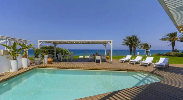 Luksusowa willa Beachfront Dream Villa