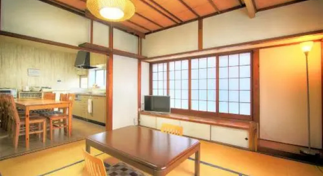 Yoshimura House Hotel 4, Забронировать Отель Фудзикавагутико 
