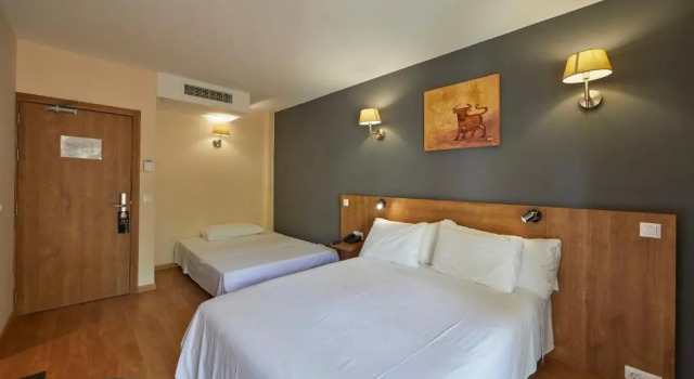 Семейный номер Standard Nura Santa Ponsa & Spa