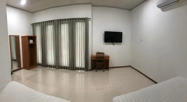 Standard room Aurora Hotel Siliwangi
