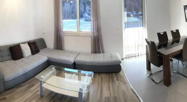 Haus Alp Deluxe, Rezervați Hotel Hoteluri în Tirol cu parcare, Parcare