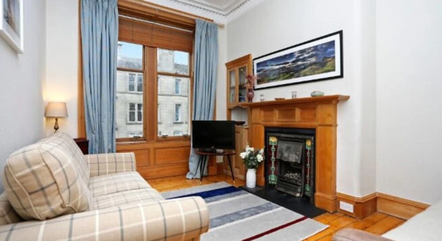 Traditional Scottish Flat with Fireplace, Забронировать Апартаменты/квартира Апартаменты Эдинбурга, рядом с Dean Village, Апартаменты/квартира