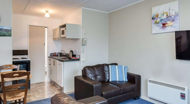 Трёхместный люкс Comfort Inn Tayesta Motel