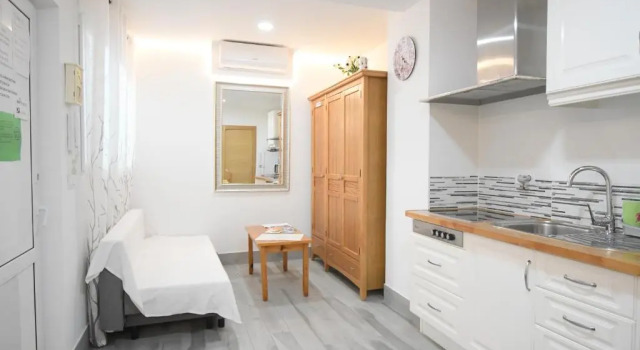 Jara Apartments, Забронировать Апартаменты/квартира Bailen-Miraflores Малага, рядом с Музей Кармен Тиссен