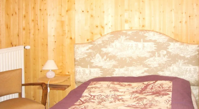 House With 3 Bedrooms in Pluvigner, With Furnished Garden - 23 km From, Rezerwuj Hotel  