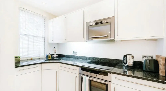 Central Ldn - 1-bed Apt - Sleeps 4 - Wifi