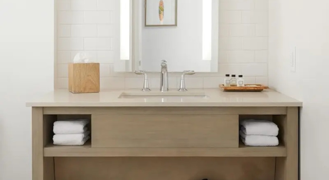 Двухместный номер Standard с видом на воду Bay Harbor Hotel