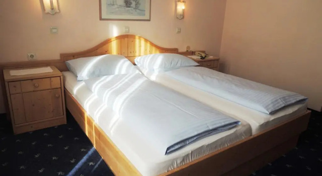 Hotel-Skischule Krallinger, Забронировать Отель Отели Обертауэрн с завтраком, рядом с Канатная дорога Ангербан, Завтраки