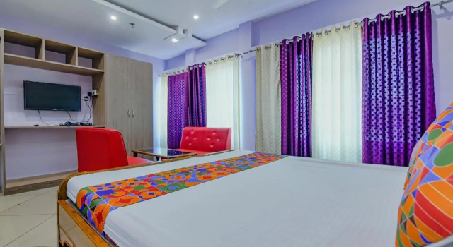 FabHotel New Central