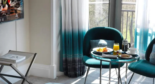 Двухместный номер с видом на парк The Athenaeum Hotel & Residences