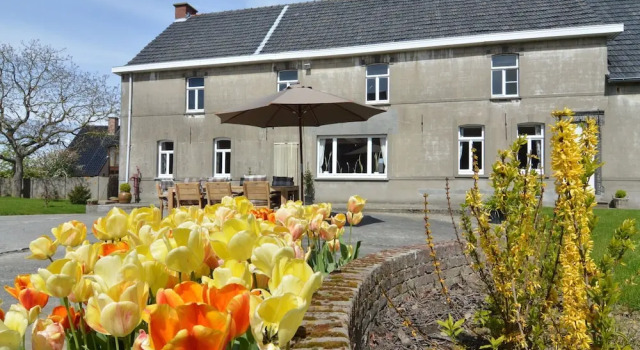 Traditional Holiday Home in Zwalm with Garden, Prenota Casa vacanze Hotel a Flanders con parcheggio, Parcheggio
