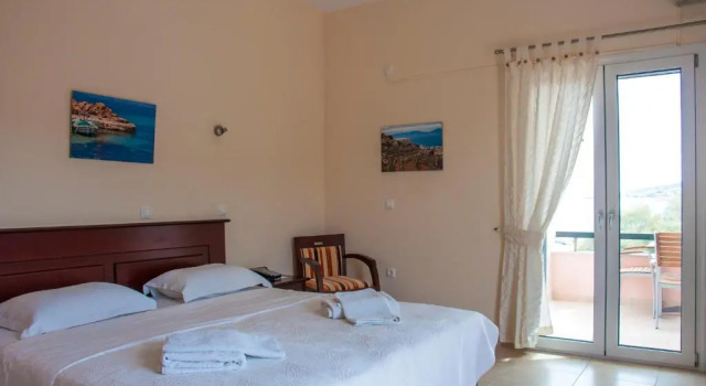 Семейный люкс Irides Luxury Studios & Apartments
