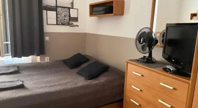 Guest Rest Studio Apartments