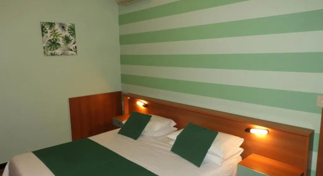 Двухместный номер Standard с балконом Albergo Glory