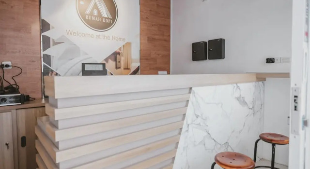 RedDoorz Plus Syariah near Universitas Lampung, Rezerwuj Hotel Hajimana Sumatra