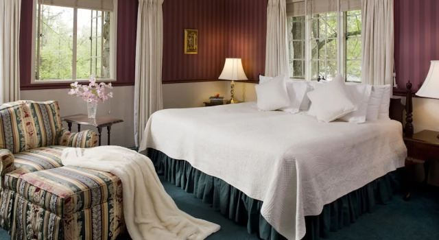 Sviitti parvekkeella 1906 Pine Crest Inn