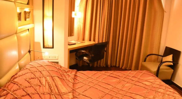 Люкс Presidential Ramee Guestline Hotel Juhu